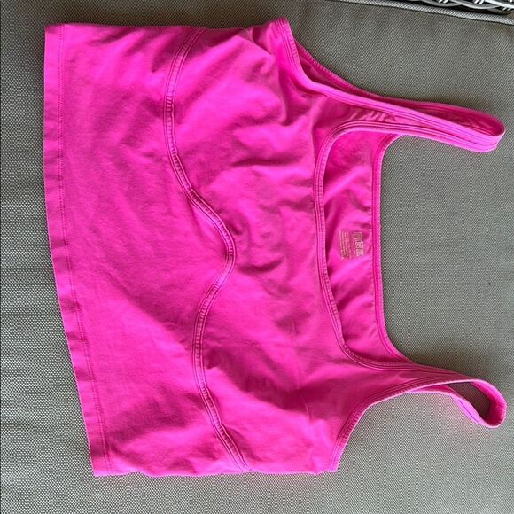 VICTORIAS SECRETS Bright Pink Tank Top - Picture 1 of 6